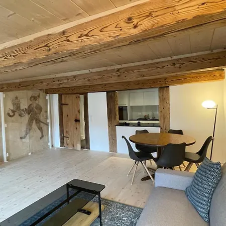 A Knight's Splendid * Buren an der Aare