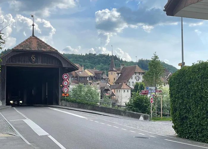 A Knight's Splendid * Buren an der Aare