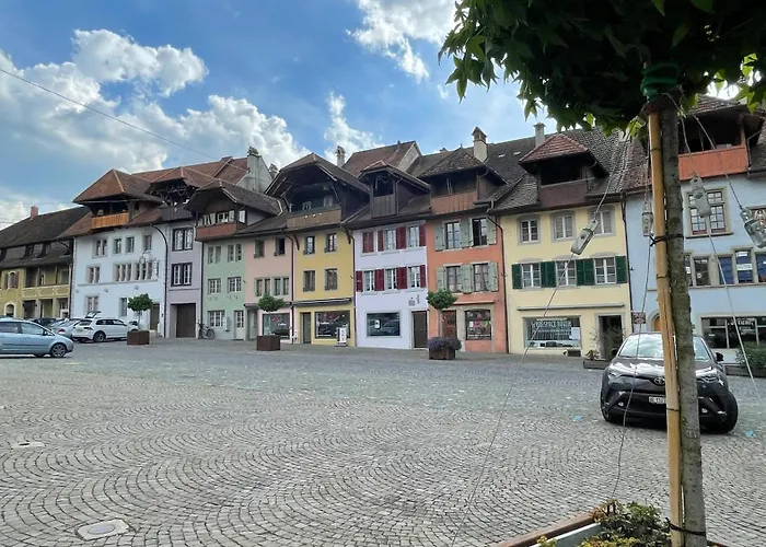 A Knight's Splendid Lejlighed *